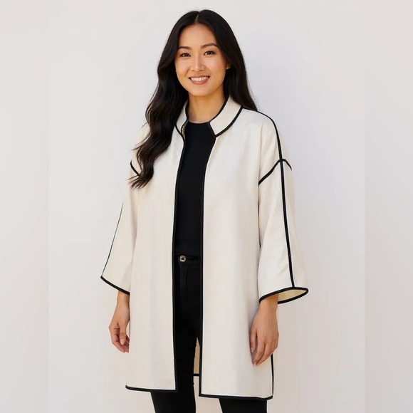 nieman marcus Sweaters - NIEMAN MARCUS Large White Ivory Cardigan Jacket Black Piping Vintage